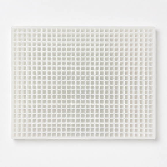 1 mL kubus-gummivorm, 736 holtes, op witte achtergrond